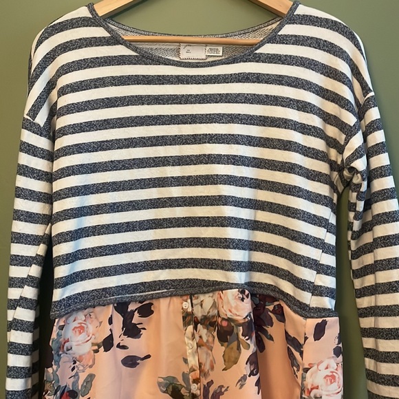 2/$20 Anthro Postmark Ginny Pullover Striped Top Floral Mixed Media Blouse Sz S - Picture 4 of 9